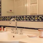 Lantgård Borgo Livernano *