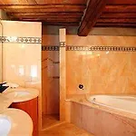 Borgo Livernano Lantgård Radda in Chianti