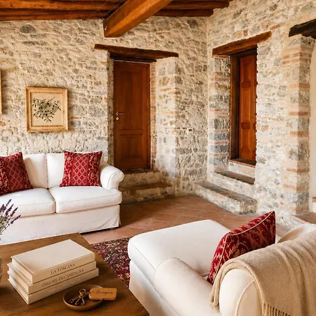 Borgo Livernano Farmház