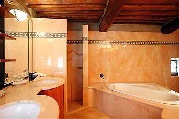 Borgo Livernano Gospodarstwo agroturystyczne Radda in Chianti