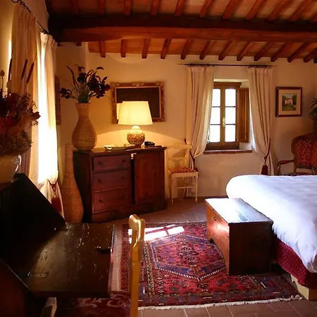 Farm stay Borgo Livernano *